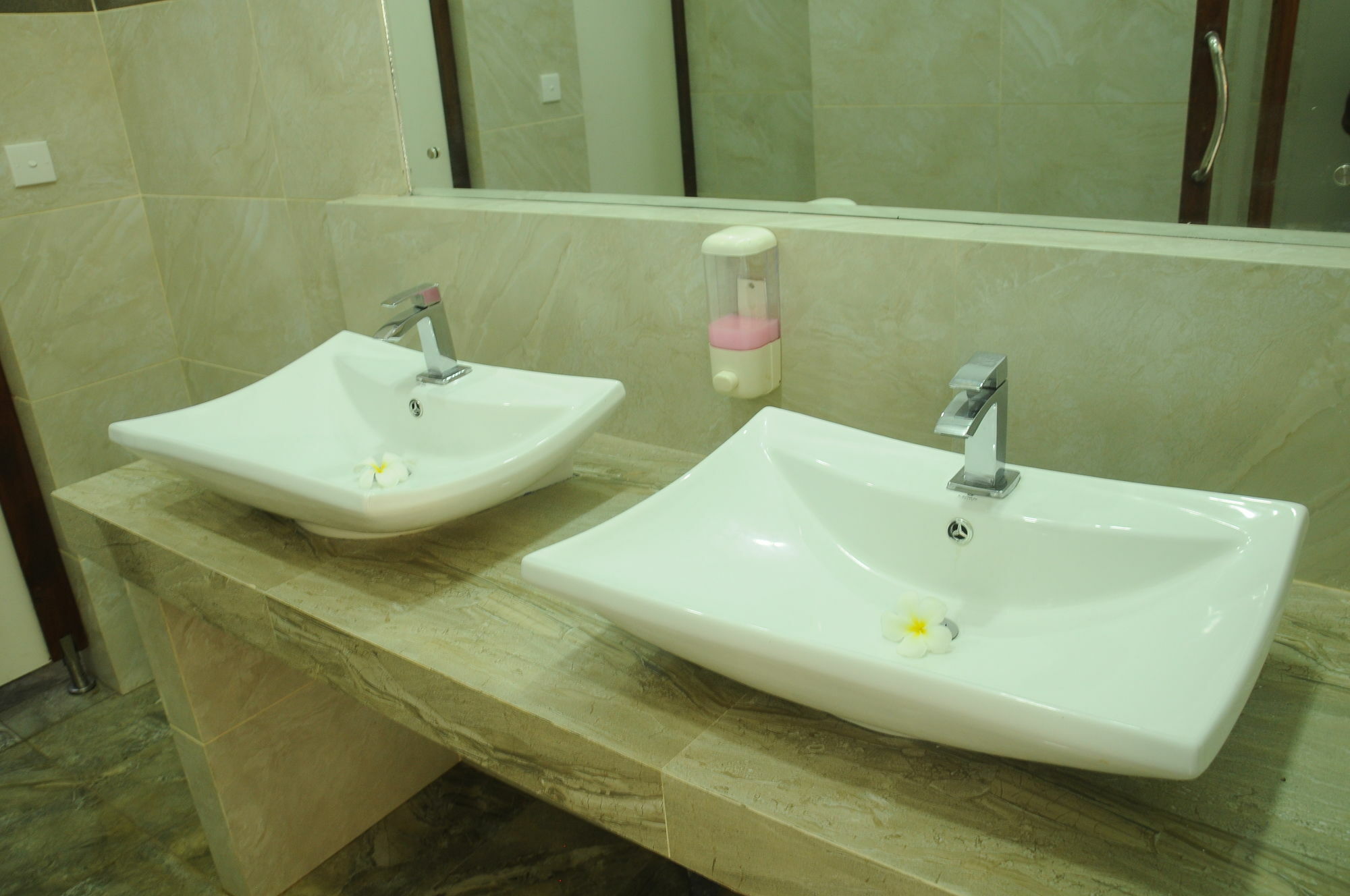 Serendib Beach Hotel Μπεντότα Εξωτερικό φωτογραφία